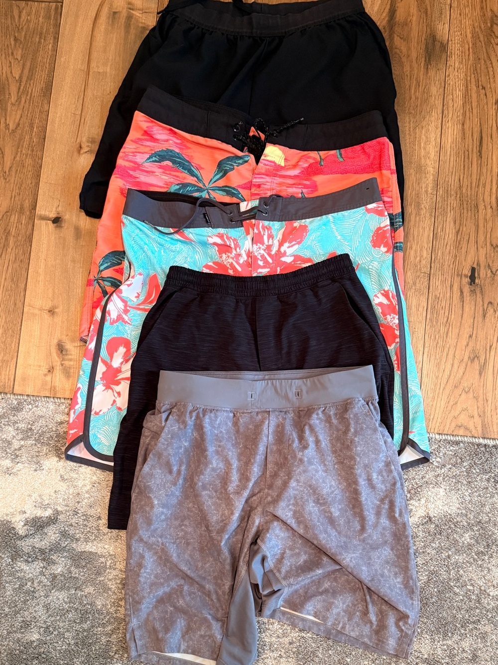 5 pair shorts.  Lululemon, nike, oneil, billabong.  See description.